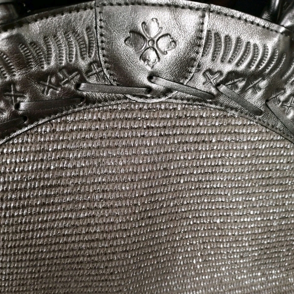 Patricia Nash Trope Raffia Dome Style Tote with Tooled Leather Trim Tassels Zips - Picture 4 of 15